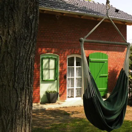 Bahnhof Droyssig - Uebernachten Im Denkmal Buitenkant foto